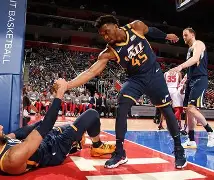 开云体育app下载-犹他爵士内部会议纪要流出——关键时刻防线松动,英超使命明确,团队化学反应显著的简单介绍